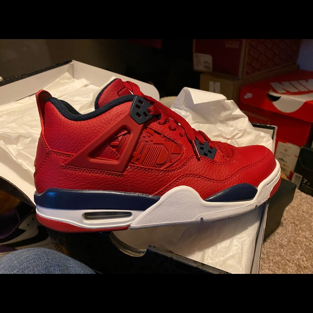 Air Jordan 4 Retro (GS)